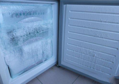 冰箱怎么除霜呢？冰箱除霜的小窍门